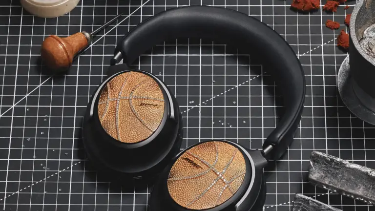 Victor Solomon × Bose QuietComfort Ultra Headphones Giveaway